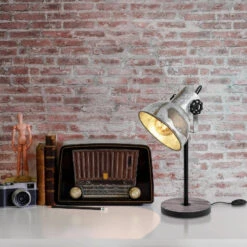 EGLO Lampe à Poser Barnstaple Au Design Industriel -Luminaire 3032141 2
