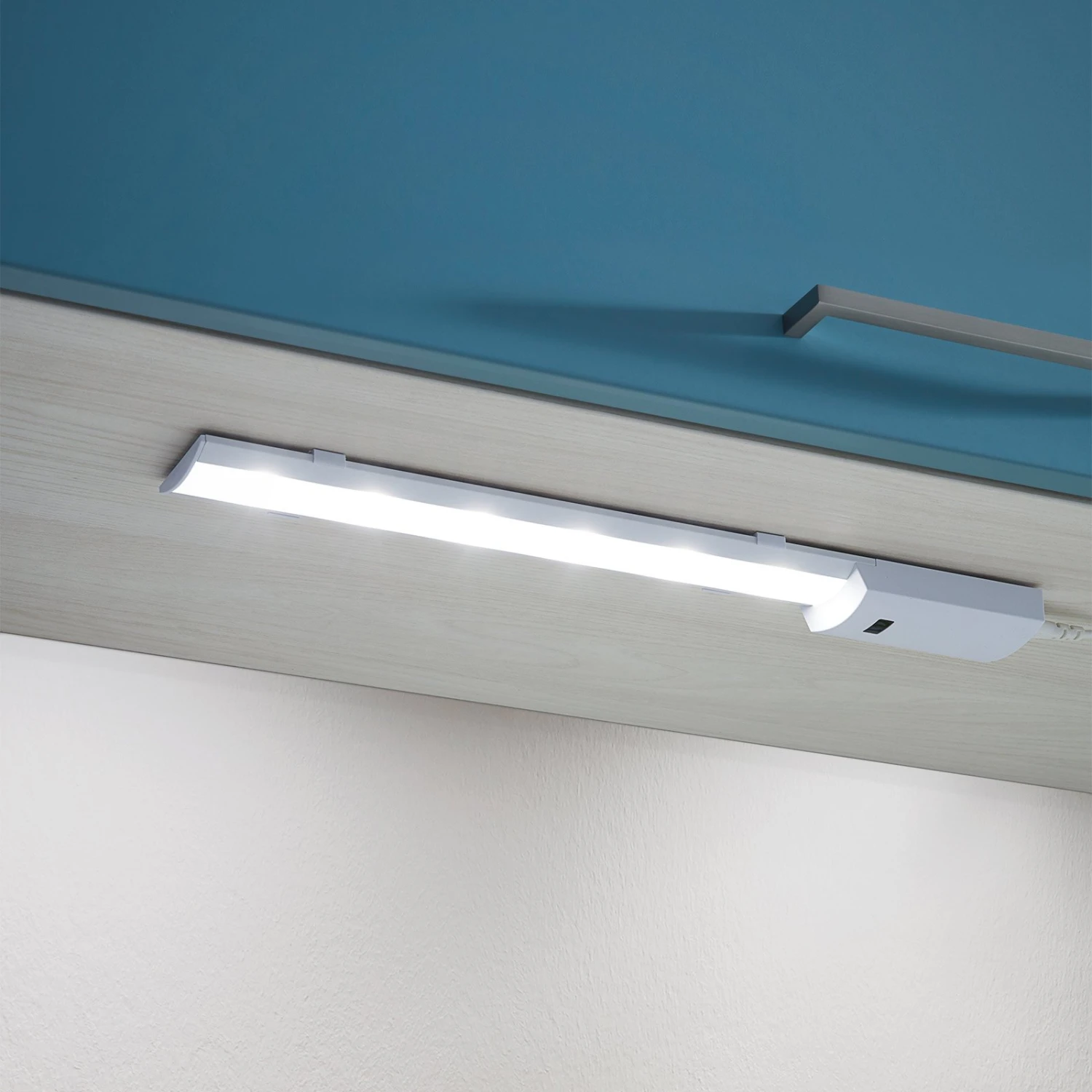 EGLO Lampe Sous Meuble LED Teya Avec Commande Gestuelle 4 EGLO Lampe Sous Meuble LED Teya Avec Commande Gestuelle – Image 2