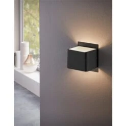 Applique Murale Moderne Et Contemporaine à 1 lumière DEL Sania 3 Par Eglo De 4,75 po, Noir Mat 8 Applique Murale Moderne Et Contemporaine à 1 lumière DEL Sania 3 Par Eglo De 4,75 po, Noir Mat -Luminaire 331021590 AlternateImage2 l